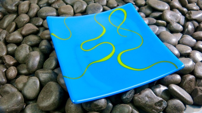 Read more: Fused Glass Plate - Lime Trails Glass Plate